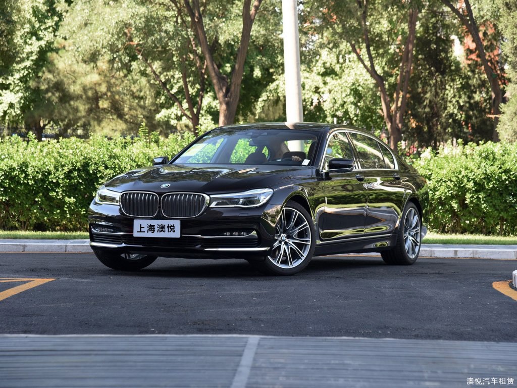 虹橋租車(chē),上海機(jī)場(chǎng)接送,上海班車(chē)租賃,上海旅游租車(chē)