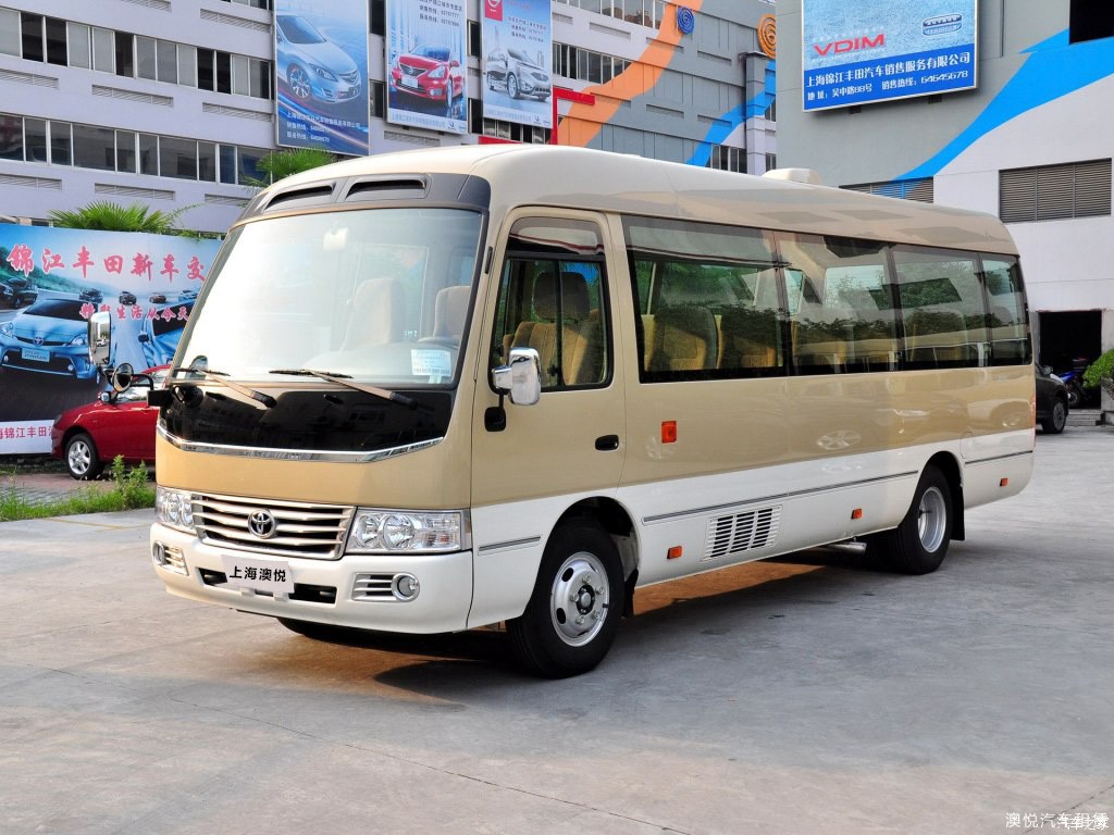 虹橋租車(chē),上海機(jī)場(chǎng)接送,上海班車(chē)租賃,上海旅游租車(chē)